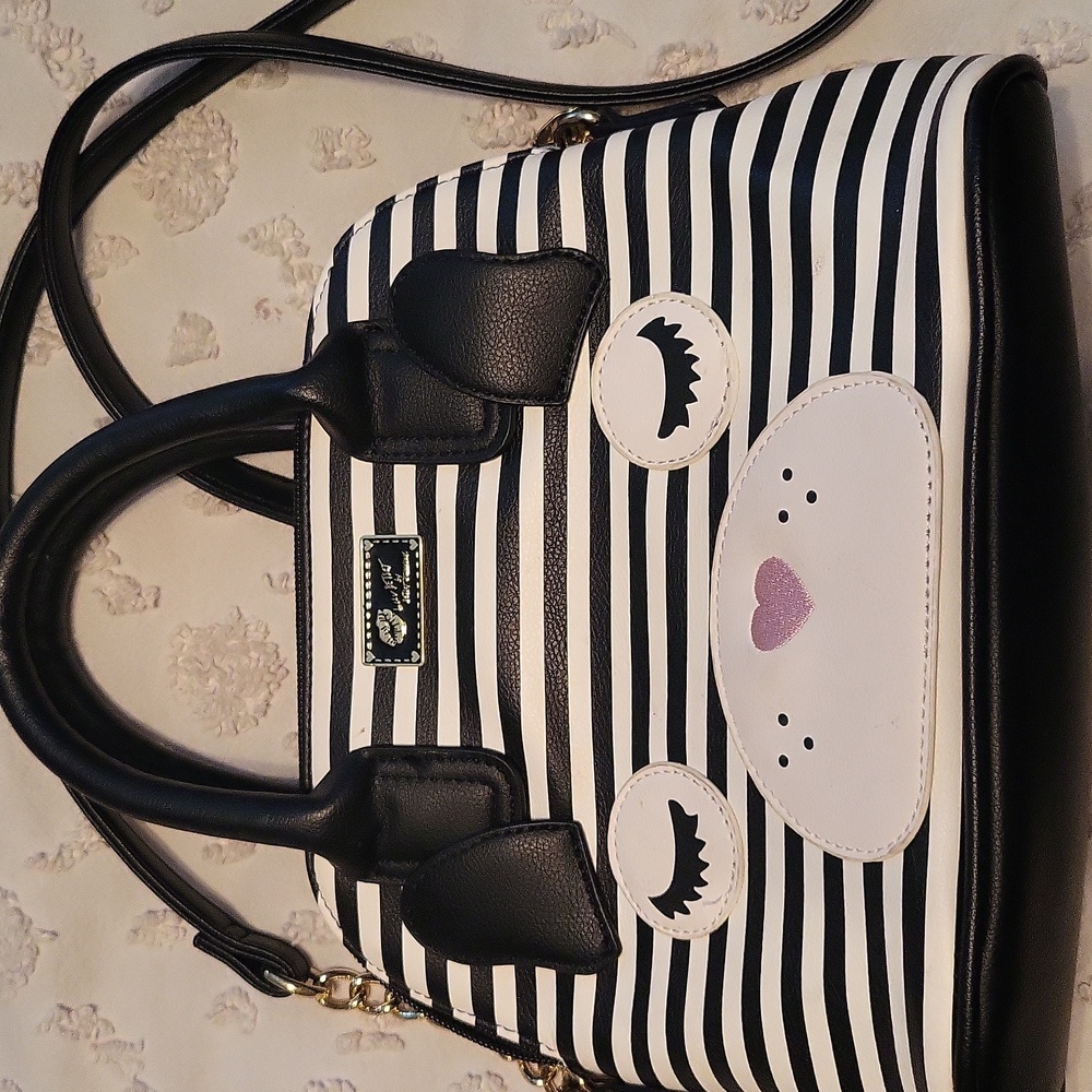 Betsy Johnson shoulder purse
